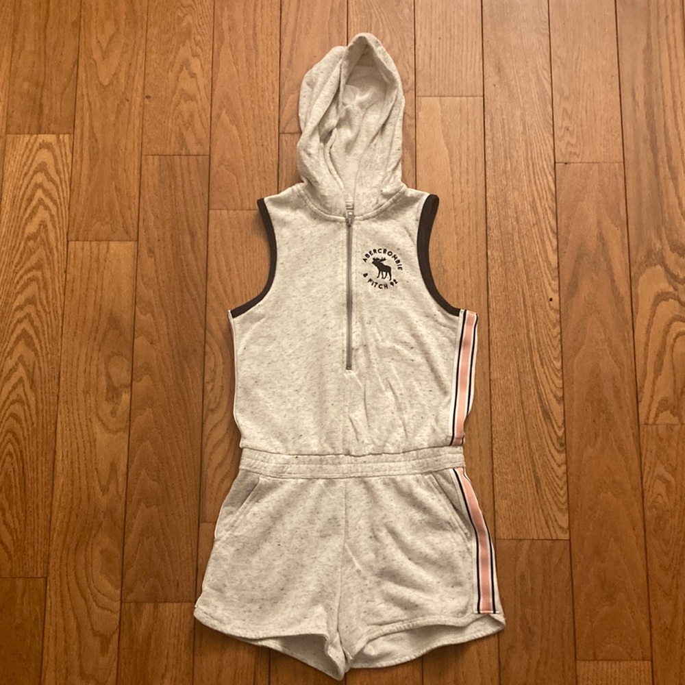Abercrombie Kids (size 9/10) hooded romper
